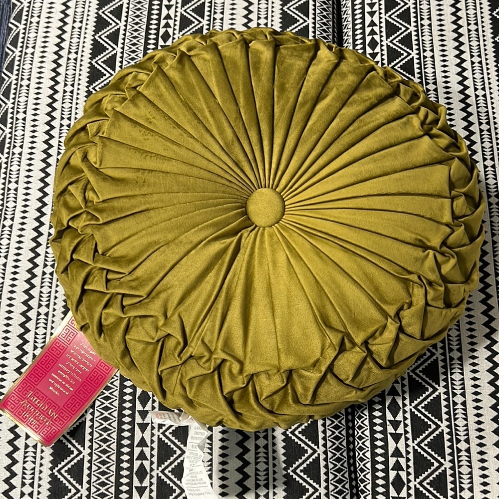 Lillian August Home pillow 16”